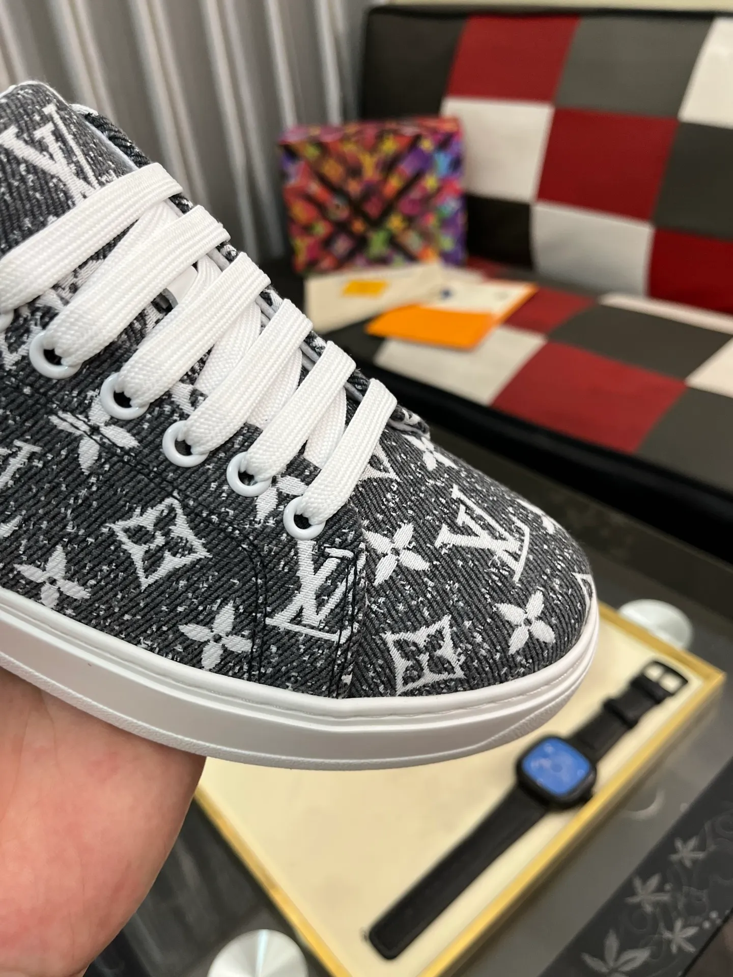Men's shoes 💰540⌚️⌚️[Louis Vuitton LV] Dad shoes are popular casual sports shoes with outsole, breathable and comfortable, easy to walk, trendy men's versatile fly woven epoxy matching ➕leather lining➕Gucci's popular original outsole, sports and running style, super comfortable. Size 38-445️⃣Colors available